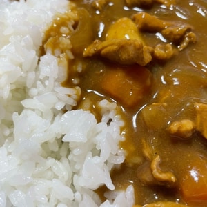 隠し味はコンソメ！カレーライス